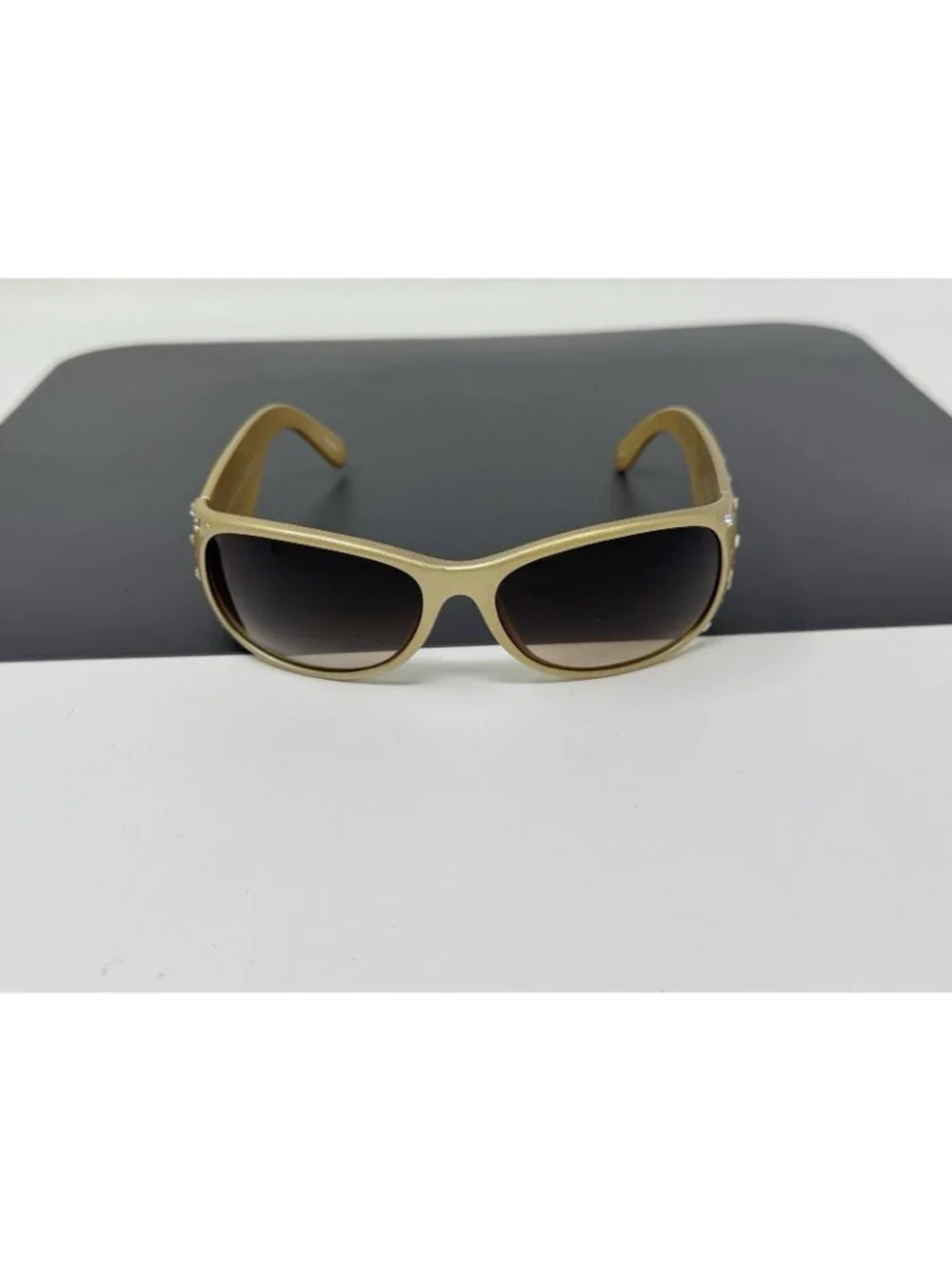 Fossil frame very